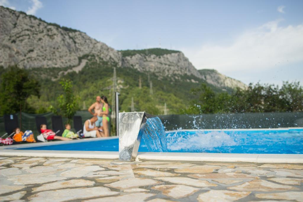 Villa Bubalo Omiš Eksteriør bilde