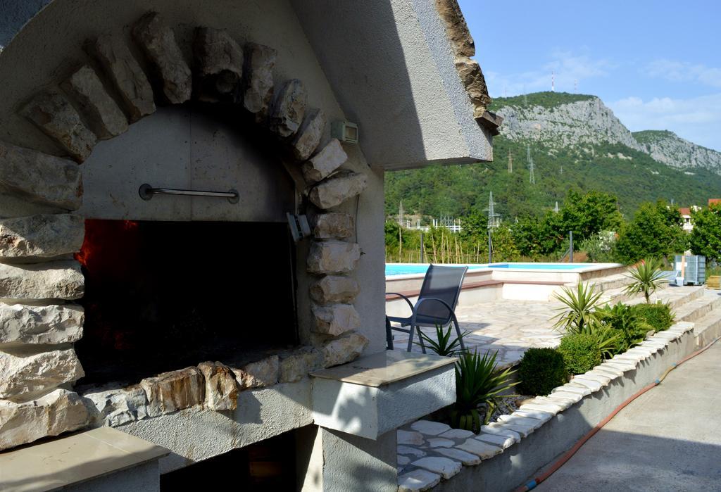 Villa Bubalo Omiš Eksteriør bilde