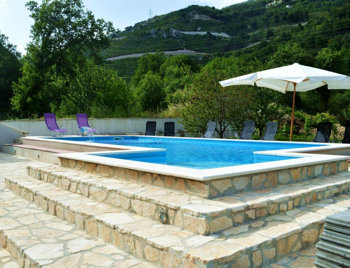Villa Bubalo Omiš Eksteriør bilde